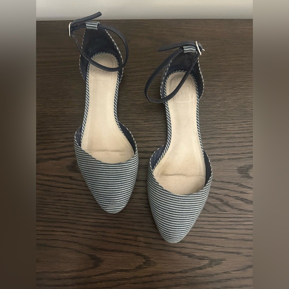 Gap Navy Blue & White D'orsay Ankle Strap Flat-Railroad Stripe Print, Size 8 - Picture 3 of 4